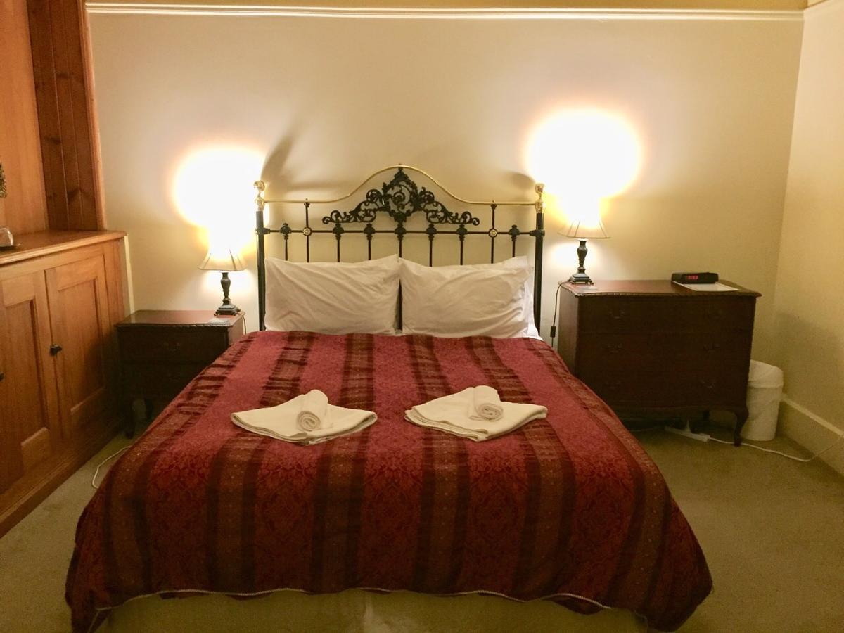 Albatross Inn Bed & Breakfast Dunedin Exterior foto